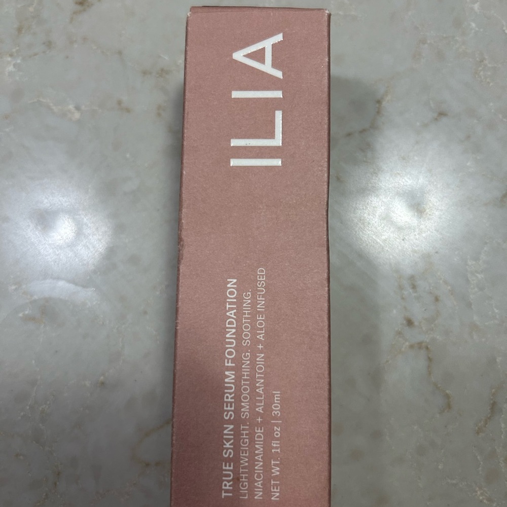 ILIA True Skin Serum Foundation - Mindoro
